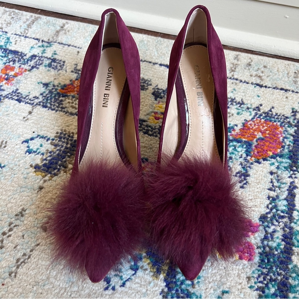 Gianni Bini Dorindah Burgundy Suede Pumps with Real Fox Fur Pom Pom Details 8.5 - Picture 2 of 6